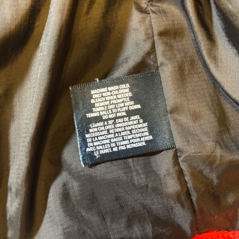 Kid’s Polo by Ralph Lauren Red and Black Puffer Jacket - no size tag, see photos - Picture 4 of 8